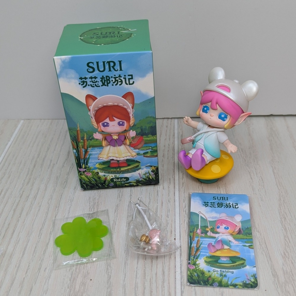 Rolife Suri Go Outing Go Fishing Pink Blue Mushroom Blind Box Figure